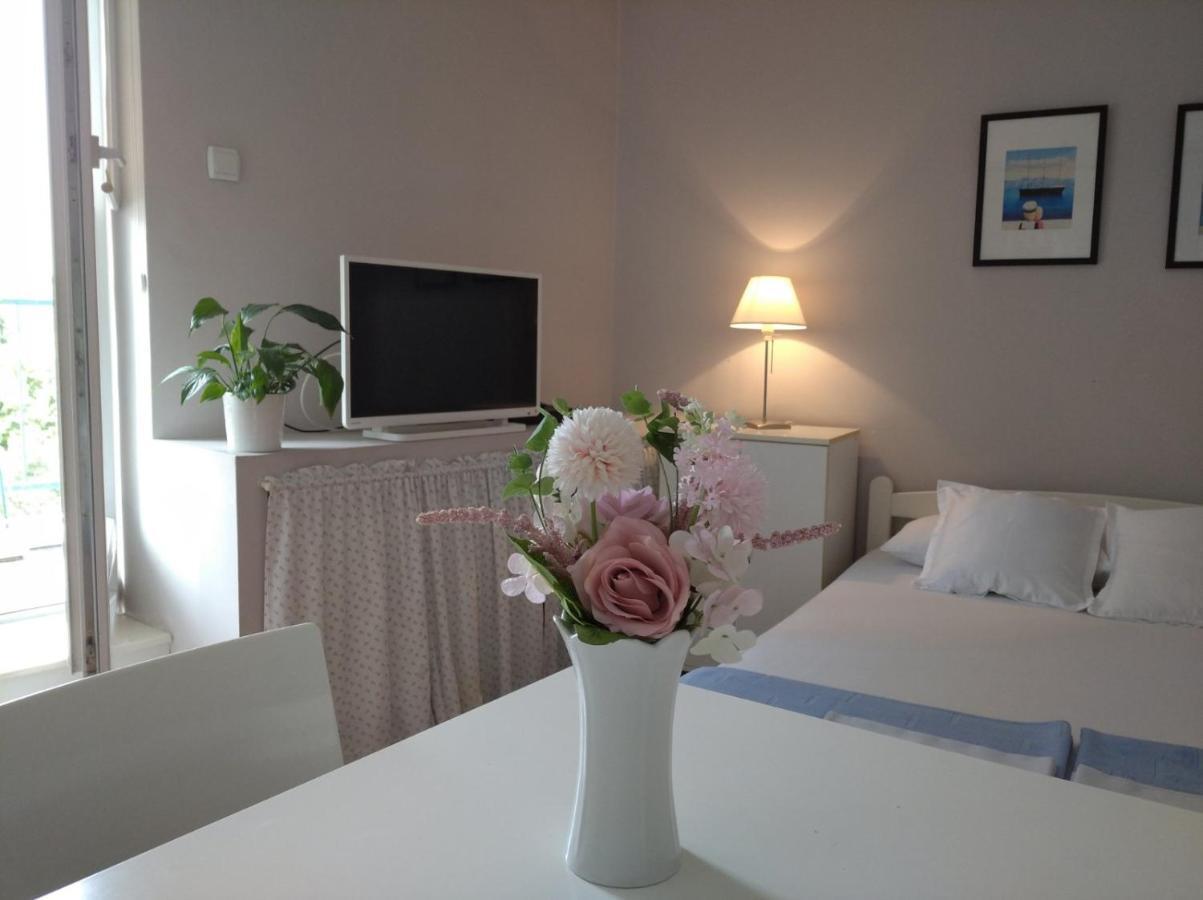 Apartment Bella Vista Belgrad Exteriör bild